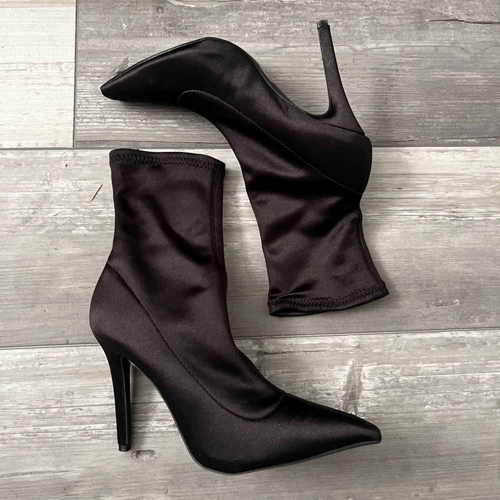 ❌SOLD❌Balenciaga style heels